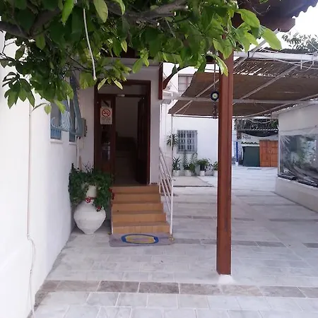 Donen Bed & Breakfast